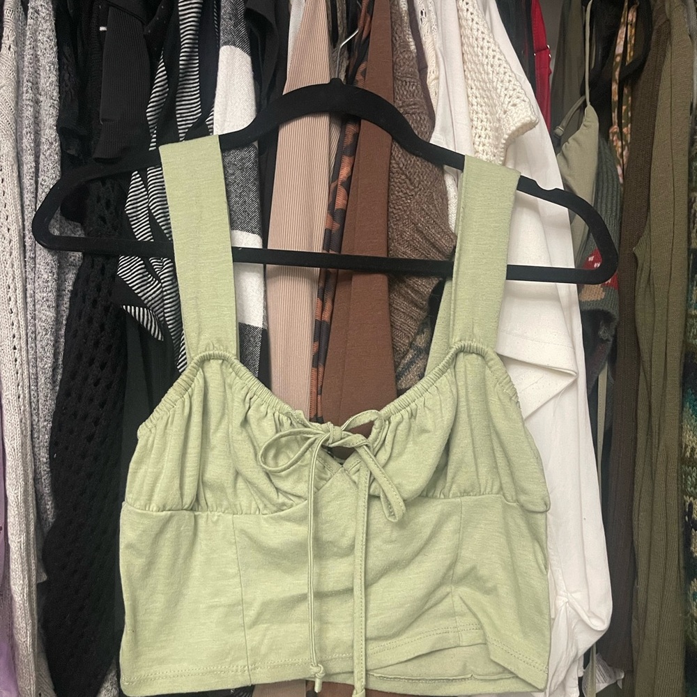 Green Sleeveless Women's Top
